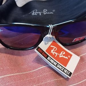 Unisex Ray ban wayfarer